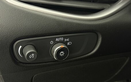 Chevrolet Malibu IX, 2018 год, 1 097 000 рублей, 12 фотография