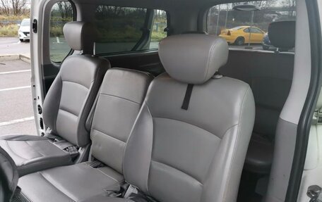Hyundai Grand Starex Grand Starex I рестайлинг 2, 2014 год, 1 800 000 рублей, 6 фотография