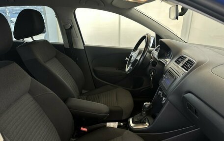 Volkswagen Polo VI (EU Market), 2011 год, 630 000 рублей, 11 фотография