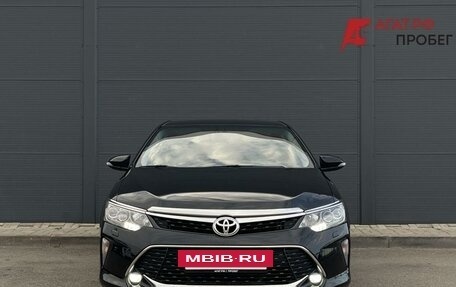 Toyota Camry, 2017 год, 2 100 000 рублей, 2 фотография