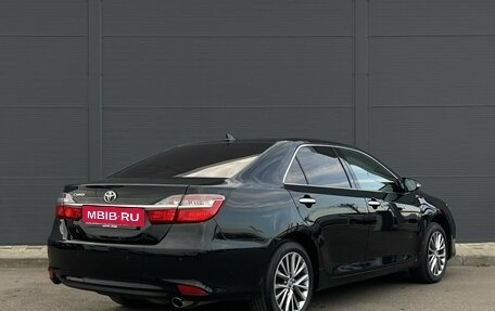 Toyota Camry, 2017 год, 2 100 000 рублей, 5 фотография