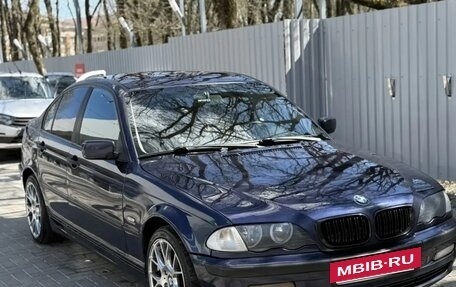 BMW 3 серия, 2001 год, 700 000 рублей, 14 фотография