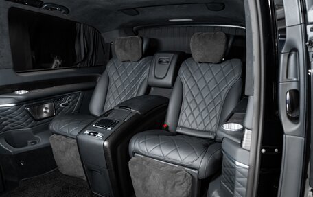 Mercedes-Benz V-Класс, 2025 год, 20 450 000 рублей, 2 фотография