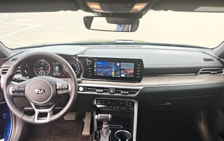 KIA K5, 2020 год, 2 240 000 рублей, 21 фотография