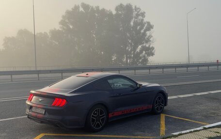 Ford Mustang VI рестайлинг, 2018 год, 1 500 000 рублей, 2 фотография