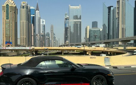 Ford Mustang VI рестайлинг, 2018 год, 1 500 000 рублей, 19 фотография