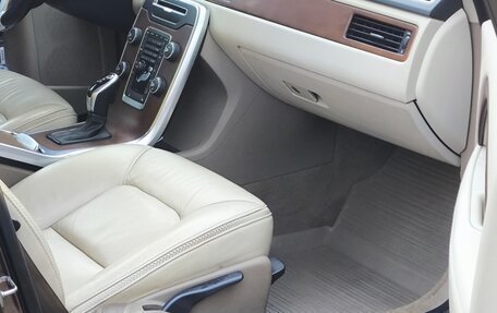 Volvo XC70 II рестайлинг, 2013 год, 1 950 000 рублей, 10 фотография