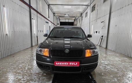 Skoda Superb III рестайлинг, 2006 год, 395 000 рублей, 1 фотография