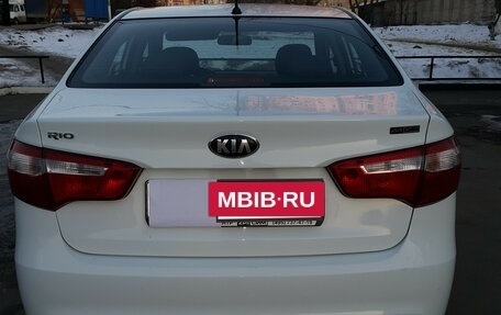 KIA Rio III рестайлинг, 2015 год, 540 000 рублей, 10 фотография