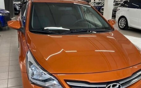 Hyundai Solaris II рестайлинг, 2015 год, 1 150 000 рублей, 1 фотография