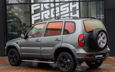 Chevrolet Niva I рестайлинг, 2013 год, 489 000 рублей, 2 фотография