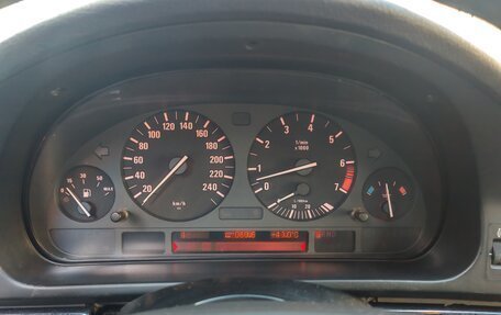 BMW 5 серия, 1998 год, 850 000 рублей, 25 фотография