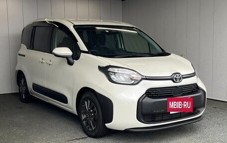 Toyota Sienta, 2023 год, 1 264 009 рублей, 2 фотография
