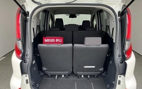 Toyota Sienta, 2023 год, 1 264 009 рублей, 6 фотография