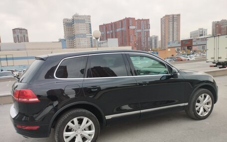 Volkswagen Touareg III, 2012 год, 1 700 000 рублей, 10 фотография