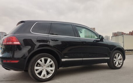 Volkswagen Touareg III, 2012 год, 1 700 000 рублей, 11 фотография