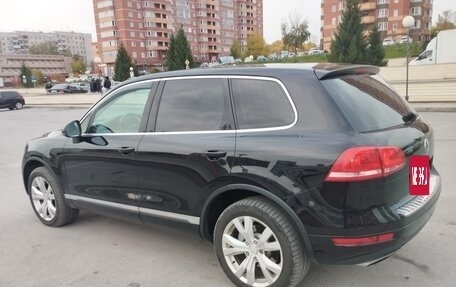Volkswagen Touareg III, 2012 год, 1 700 000 рублей, 6 фотография