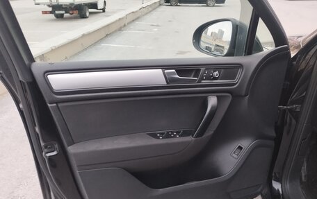 Volkswagen Touareg III, 2012 год, 1 700 000 рублей, 20 фотография