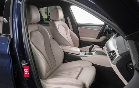 BMW 5 серия, 2018 год, 3 749 000 рублей, 20 фотография