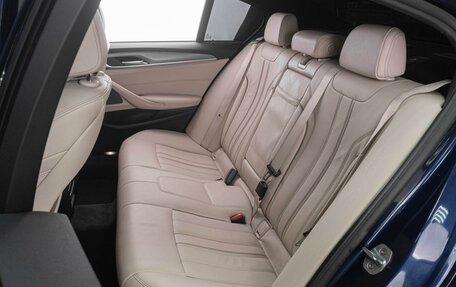 BMW 5 серия, 2018 год, 3 749 000 рублей, 21 фотография