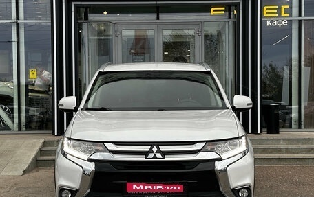 Mitsubishi Outlander III рестайлинг 3, 2017 год, 1 995 000 рублей, 1 фотография