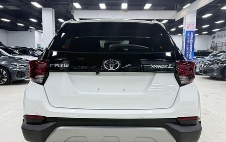Toyota Yaris XP150 рестайлинг, 2022 год, 1 170 000 рублей, 5 фотография