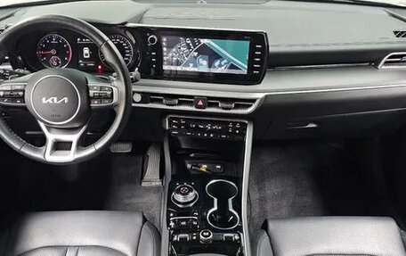KIA K5, 2022 год, 2 160 000 рублей, 7 фотография