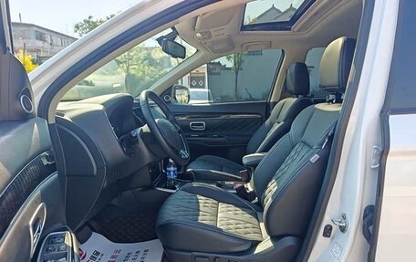 Mitsubishi Outlander III рестайлинг 3, 2022 год, 1 870 008 рублей, 12 фотография