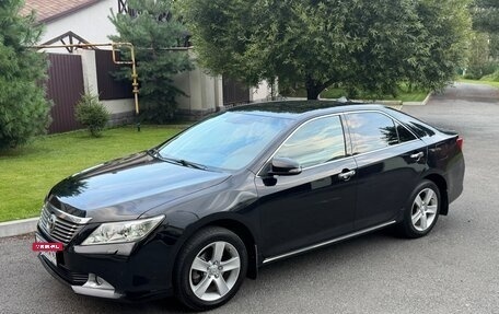 Toyota Camry, 2012 год, 1 820 000 рублей, 2 фотография