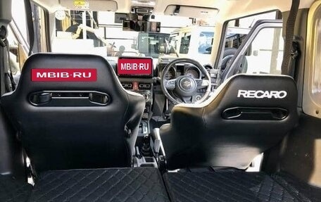 Suzuki Jimny, 2022 год, 1 610 000 рублей, 5 фотография