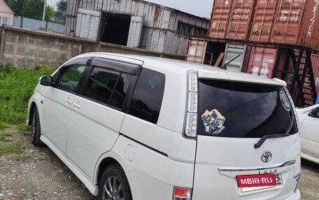 Toyota ISis I, 2012 год, 949 000 рублей, 2 фотография