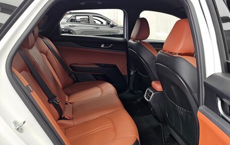 KIA K5, 2022 год, 2 420 000 рублей, 19 фотография