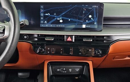 KIA K5, 2022 год, 2 420 000 рублей, 21 фотография