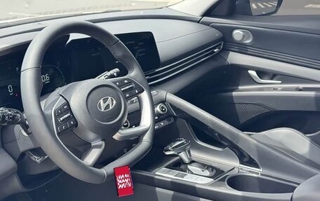 Hyundai Elantra, 2023 год, 1 752 000 рублей, 6 фотография