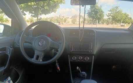 Volkswagen Polo VI (EU Market), 2013 год, 780 000 рублей, 17 фотография