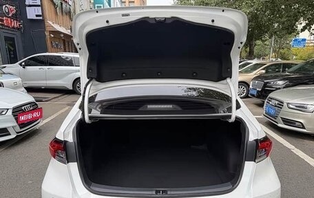 Toyota Corolla, 2023 год, 1 111 000 рублей, 7 фотография