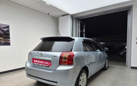 Toyota Corolla, 2005 год, 500 000 рублей, 4 фотография
