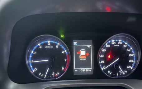 Toyota RAV4, 2017 год, 2 350 000 рублей, 15 фотография