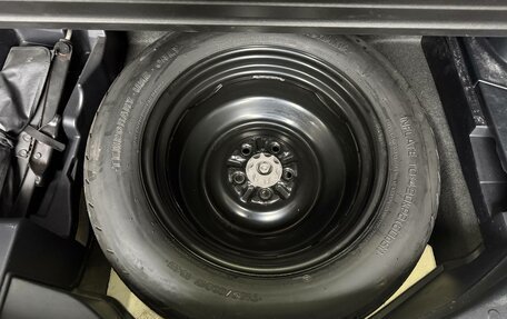 Toyota RAV4, 2017 год, 2 350 000 рублей, 28 фотография