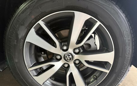 Toyota RAV4, 2017 год, 2 350 000 рублей, 29 фотография