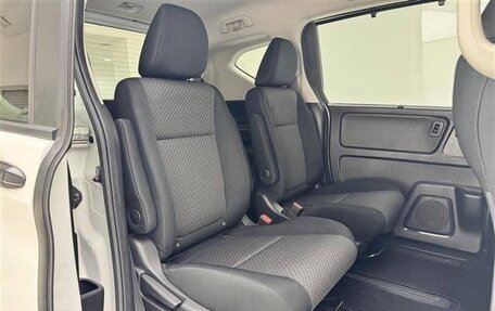 Honda Freed II, 2023 год, 1 200 000 рублей, 11 фотография