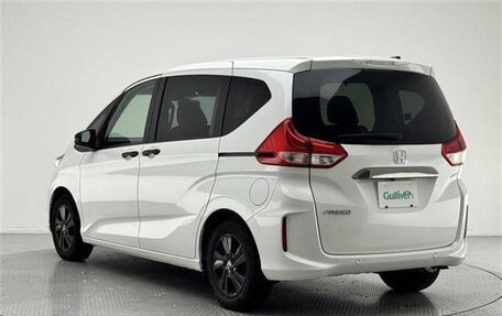 Honda Freed II, 2023 год, 1 200 000 рублей, 5 фотография