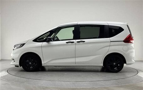 Honda Freed II, 2023 год, 1 200 000 рублей, 4 фотография