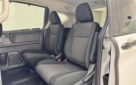 Honda Freed II, 2023 год, 1 200 000 рублей, 10 фотография