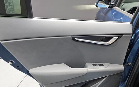 KIA Niro, 2022 год, 2 050 000 рублей, 16 фотография