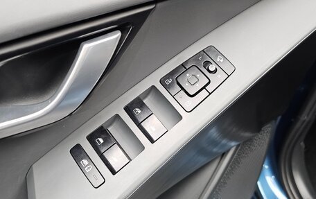 KIA Niro, 2022 год, 2 050 000 рублей, 23 фотография