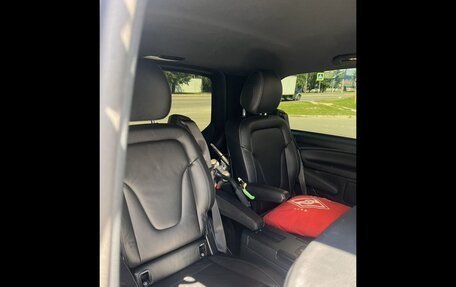 Mercedes-Benz V-Класс, 2019 год, 5 200 000 рублей, 9 фотография
