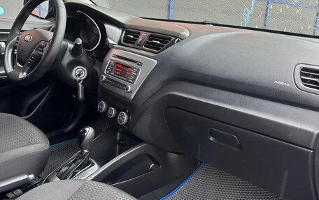 KIA Rio III рестайлинг, 2015 год, 899 000 рублей, 11 фотография