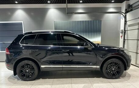 Volkswagen Touareg III, 2011 год, 1 795 000 рублей, 6 фотография