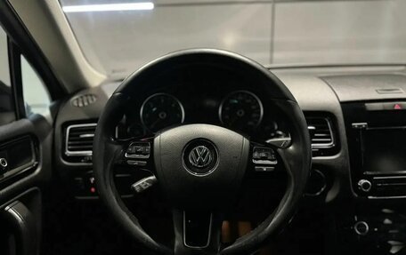 Volkswagen Touareg III, 2011 год, 1 795 000 рублей, 13 фотография